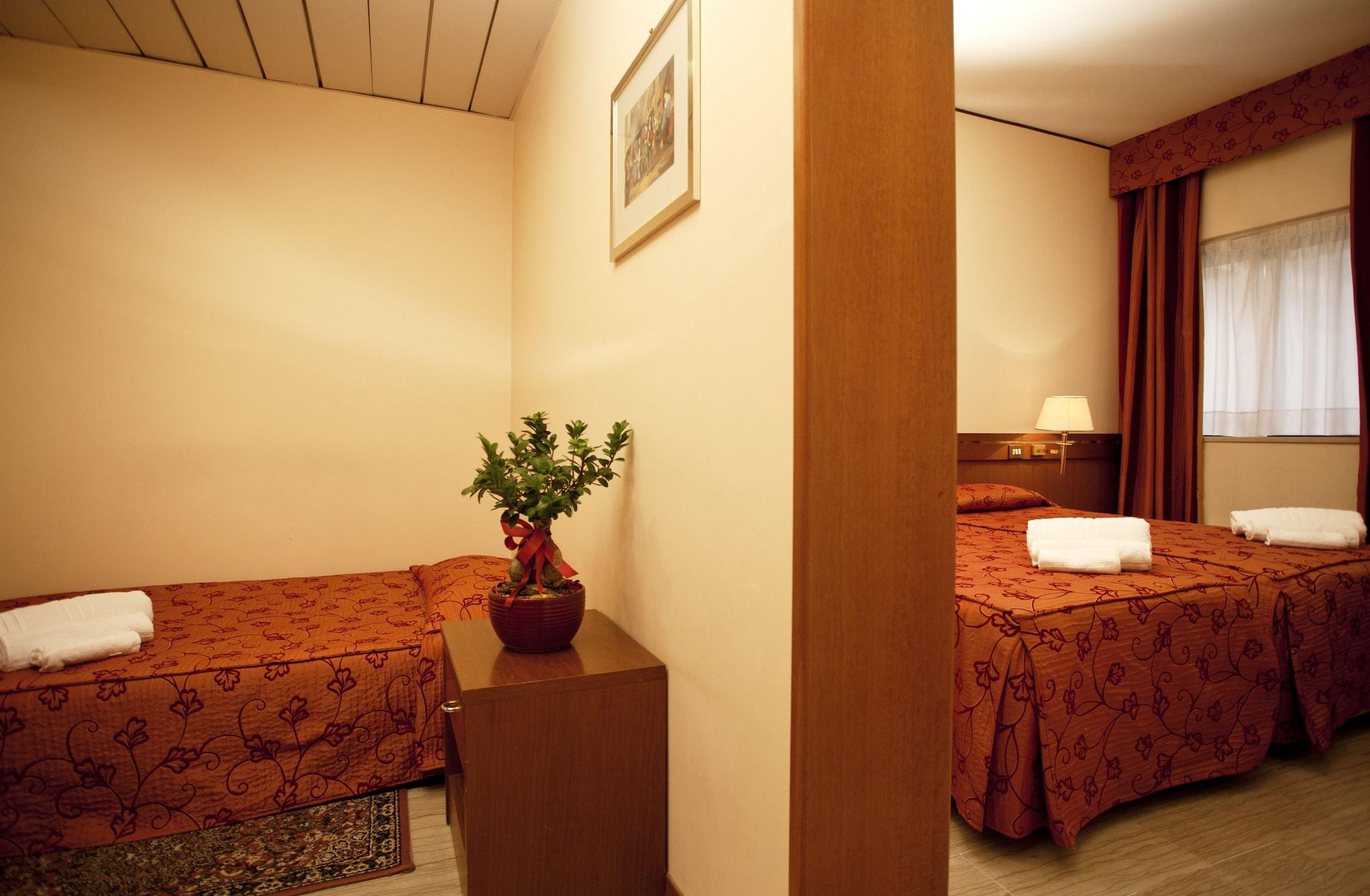 Augustus Otel Ottaviano Dış mekan fotoğraf