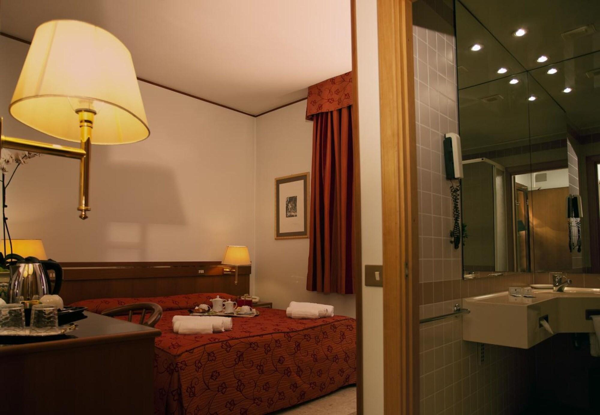Augustus Otel Ottaviano Dış mekan fotoğraf